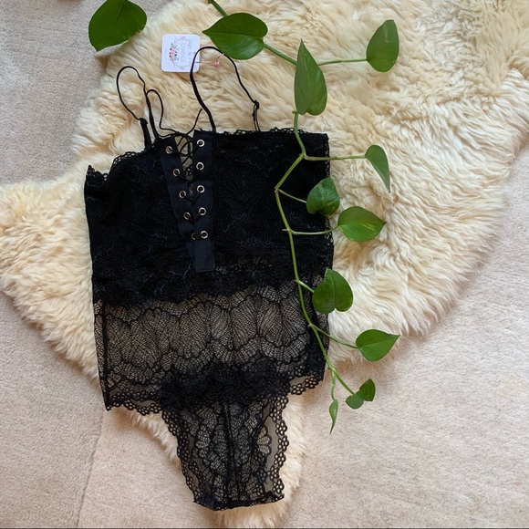 NWT Floral Lace Up Sexy Bodysuit Lingerie Stretch Eyelash - Picture 9 of 11